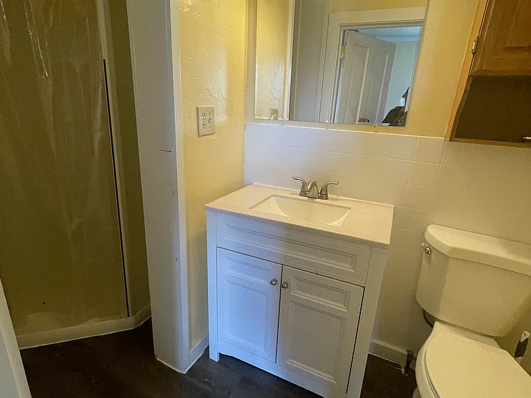 527 Elm St #D — Photo 5
