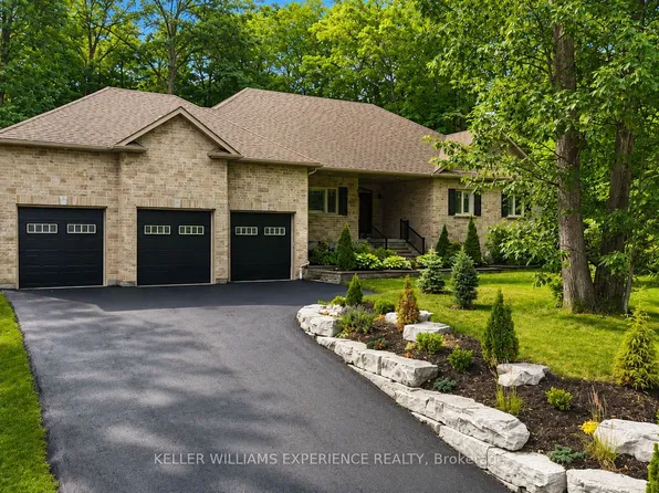 41 Heron Blvd, Springwater, ON L9X 0J1