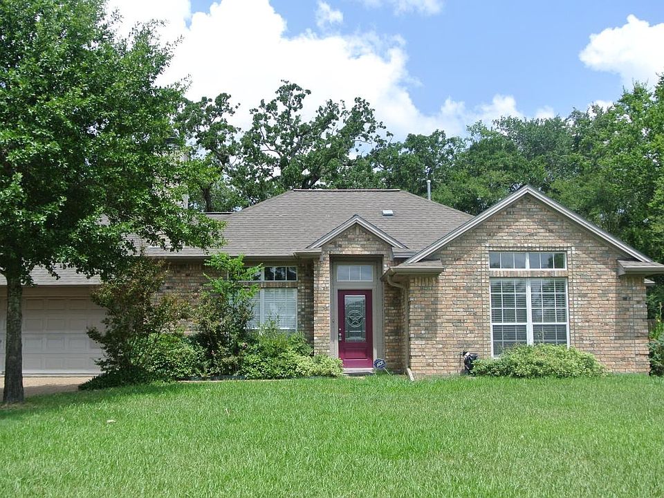 1st image of 1119 Bayou Woods Dr