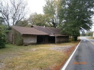 203 School St, Amity, AR 71921