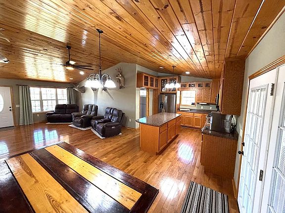 4th image of 9251 County Road 2960