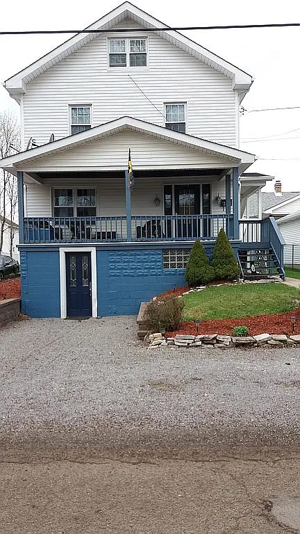 2412 W Irwin St photo 1