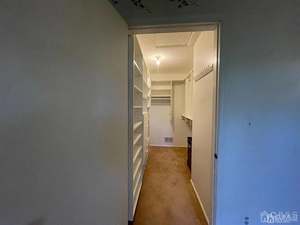 2 bed, 2.0 bath, 1138 sqft, $2,600 — Photo 4