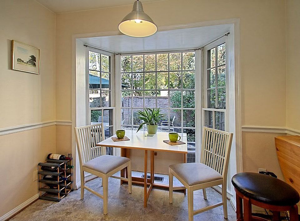 1st image of 3033 Seven Oaks Pl