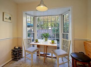 3033 Seven Oaks Pl, Falls Church, VA 22042