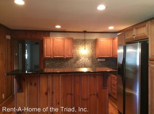 4007 Sedgegrove Rd, Greensboro, NC 27407