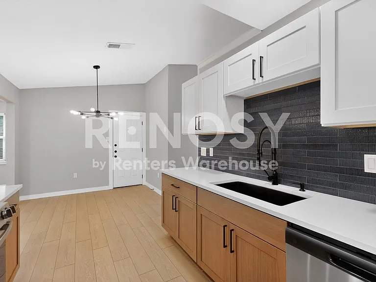 1408 Seely St — Photo 12