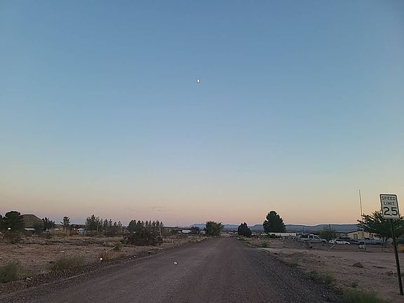 5th image of 286 Ocotillo St