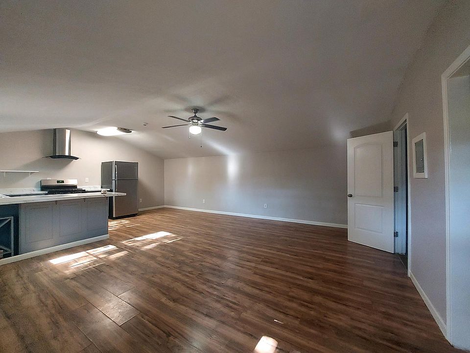 1st image of 426 W Hart Ave #2