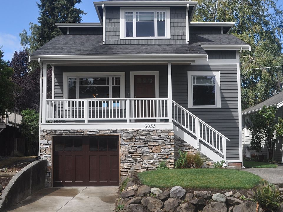 Modern Craftsman a block from Green Lake!