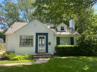 726 Dwillard Dr, Kalamazoo, MI 49048