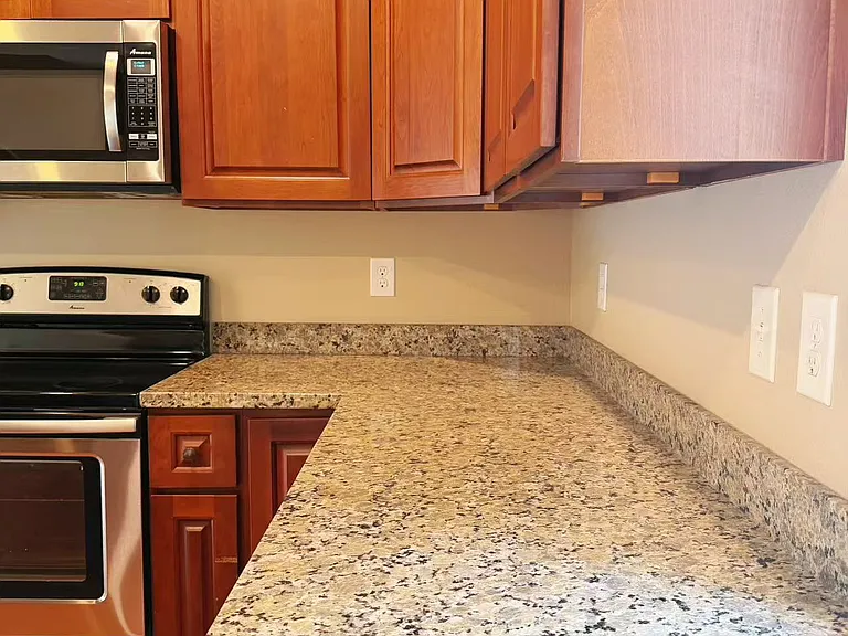 5121 Solberg Dr SW — Photo 4