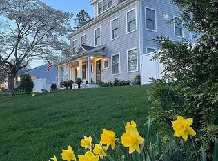 54 Kenilworth Dr W, Stamford, CT 06902