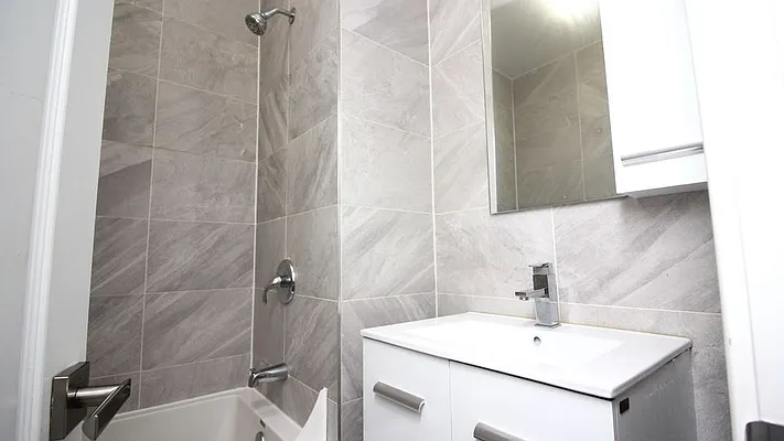 Rented by Extreme Homes Management | media 2