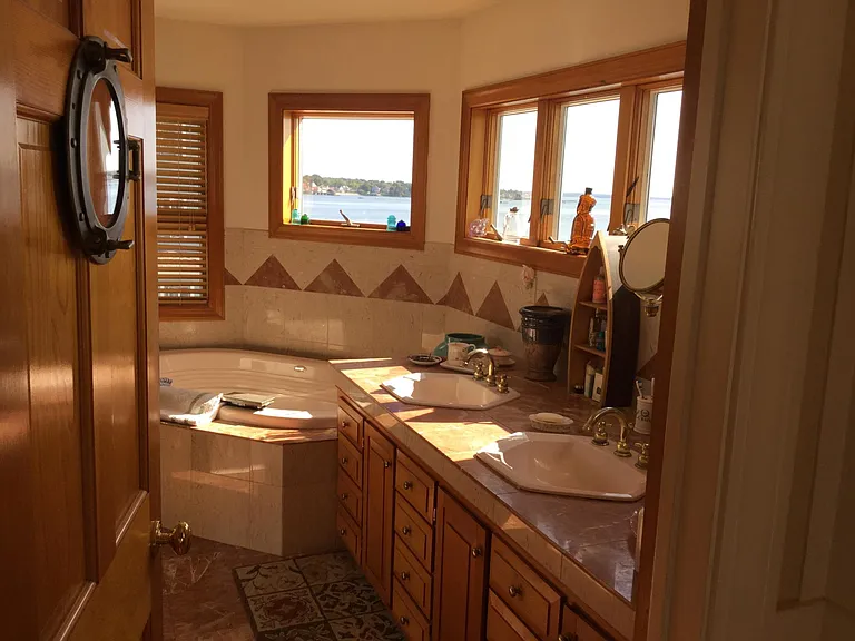 master bath w views
