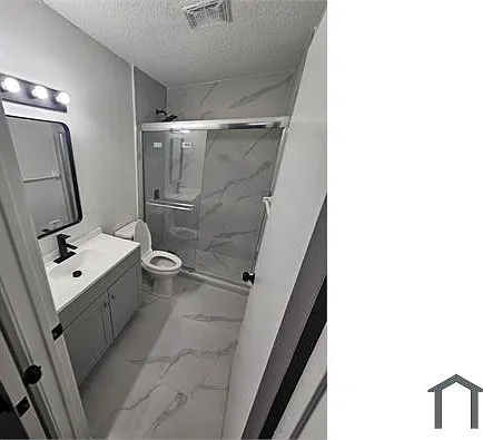 3050 Coral Springs Dr #8 — Photo 2