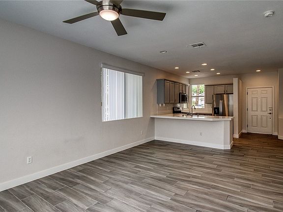 5th image of 10301 Bentley Oaks Ave