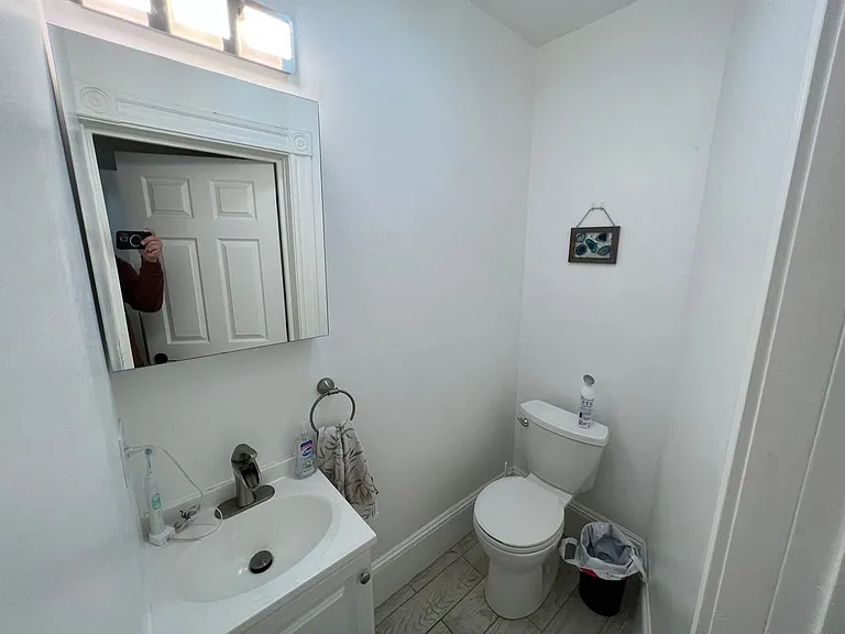 48 Lowell St #2 — Photo 17