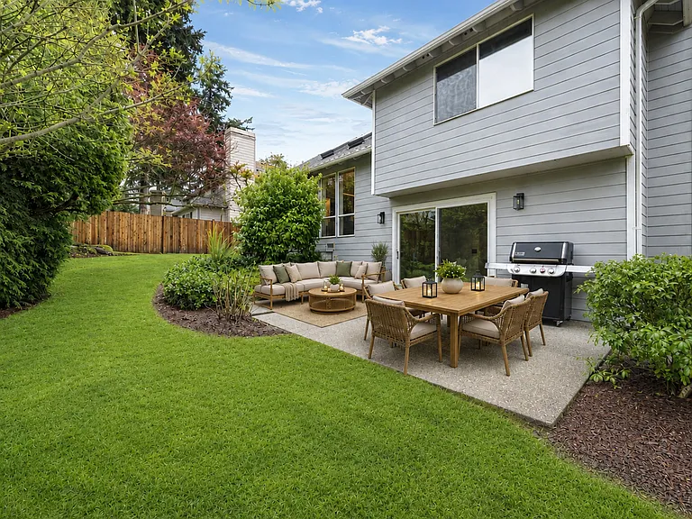 10012 SE 247th Pl — Photo 18