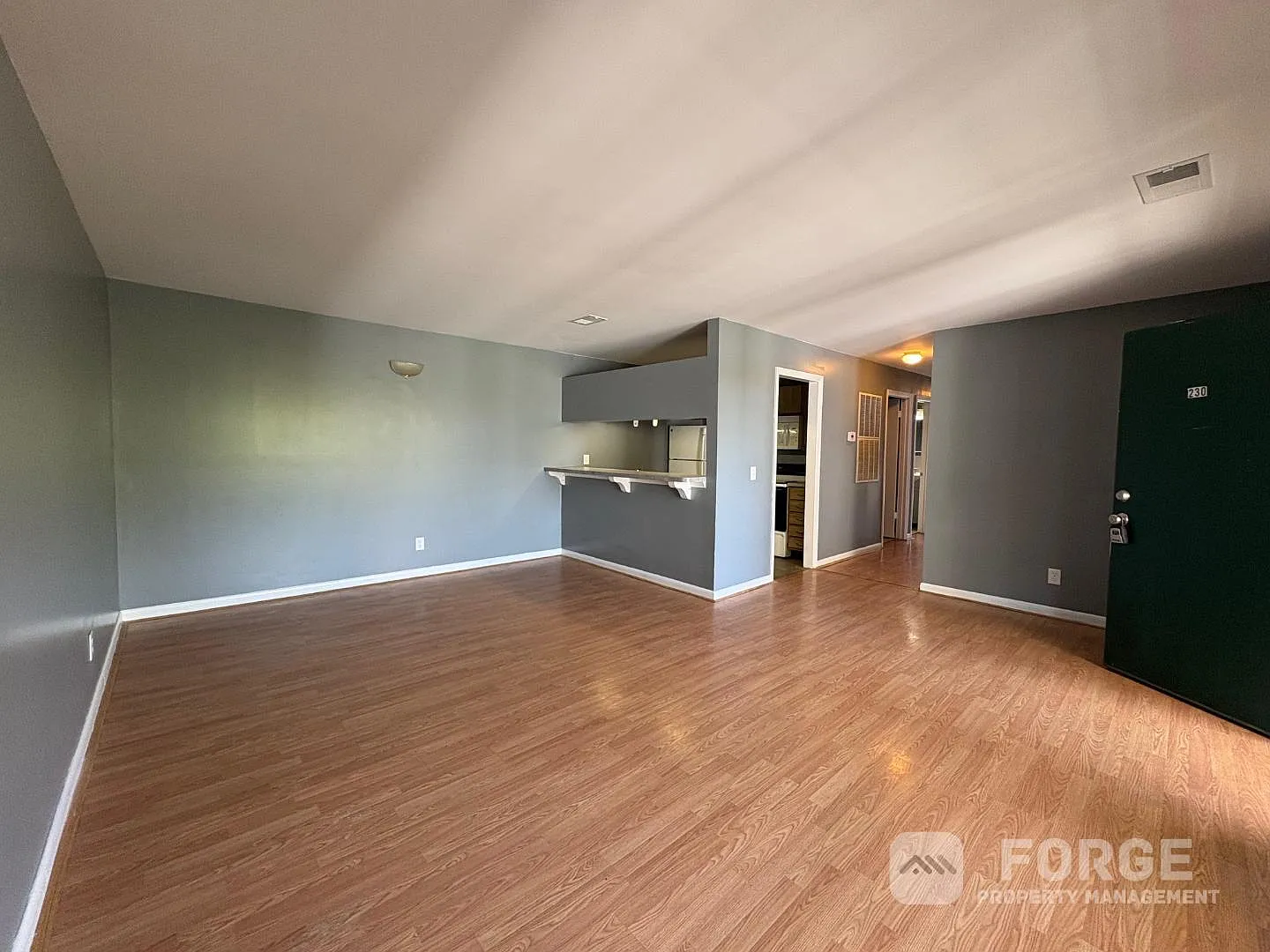 102 Calhoun St - 230 — Photo 2