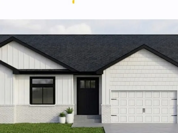 13211 E Laguna St, Wichita, KS 67230