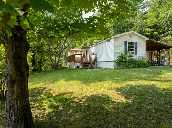 186 Oak Street, St. Johnsbury, VT 05819
