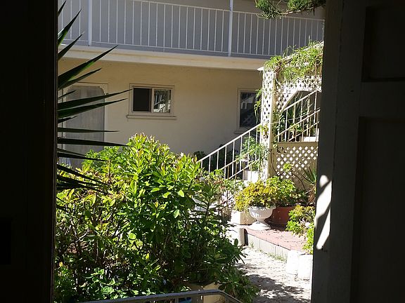 2nd image of 4991 Santa Cruz Ave