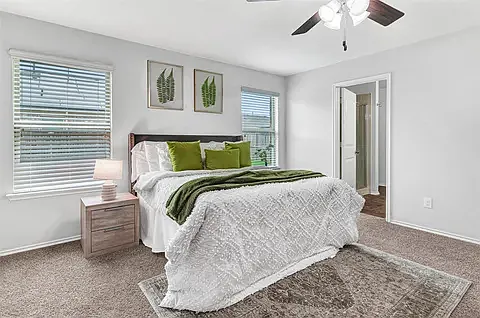 113 Forest Grv S — Photo 16