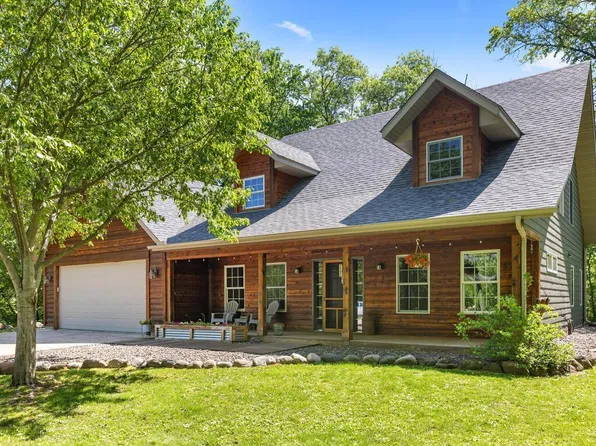 4060 Bunker Lake Blvd NE, Ham Lake, MN 55304