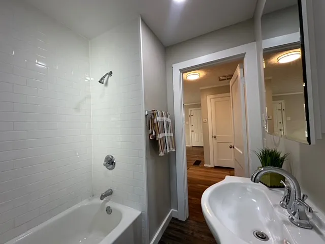 425 Meadow Park — Photo 24