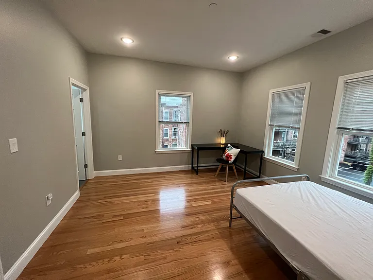 16 Hamilton Rd #2 — Photo 10
