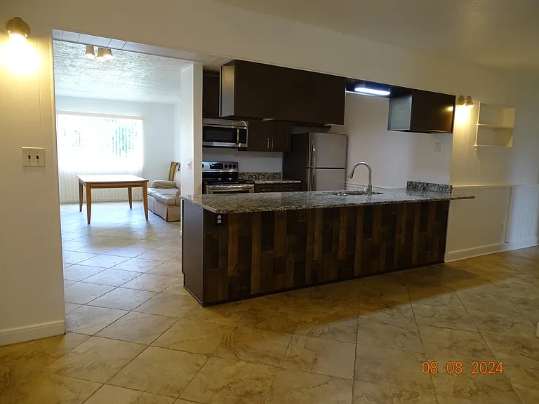 307 W University Blvd — Photo 11