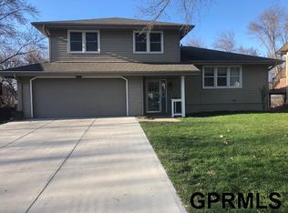 7240 Washington St, Ralston, NE 68127
