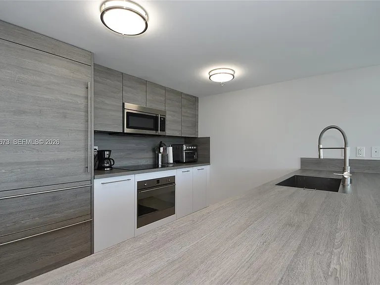 400 Sunny Isles Blvd #521 — Photo 8