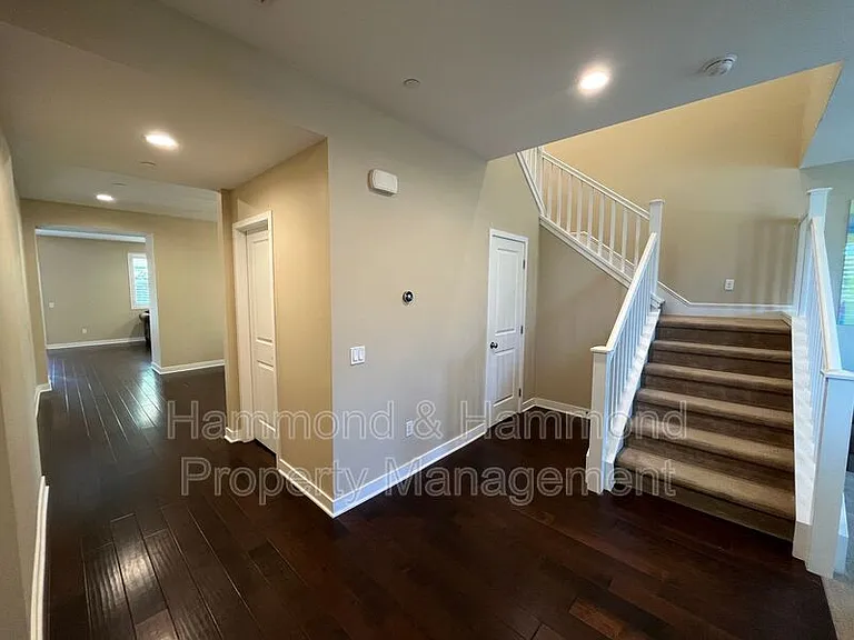 11395 Beechnut St — Photo 6