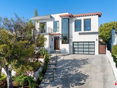 3036 Glendon Ave, Los Angeles, CA, 90034