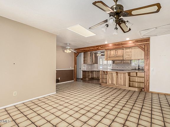 4th image of 4837 E AVALON Drive