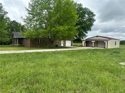 9325 S Pleasant Valley Rd, Gentry, AR, 72734