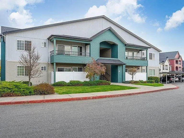 352 N Promenade Loop #C210 — Photo 1