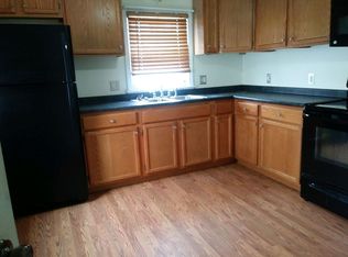 152 Rollins St, Springfield, MA 01109