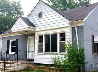 8402 Jackson Ave, Warren, MI 48089
