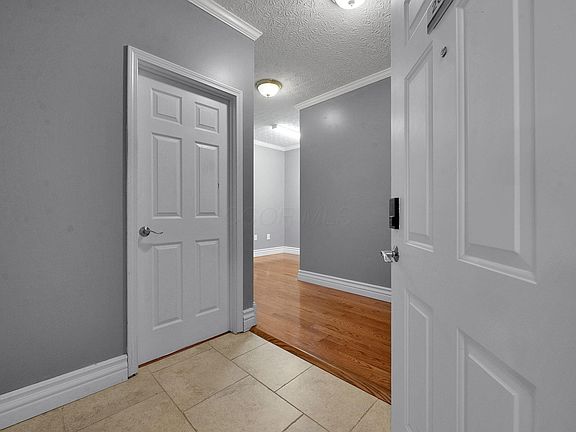 4th image of 6120 Harbour Pointe Unit 202