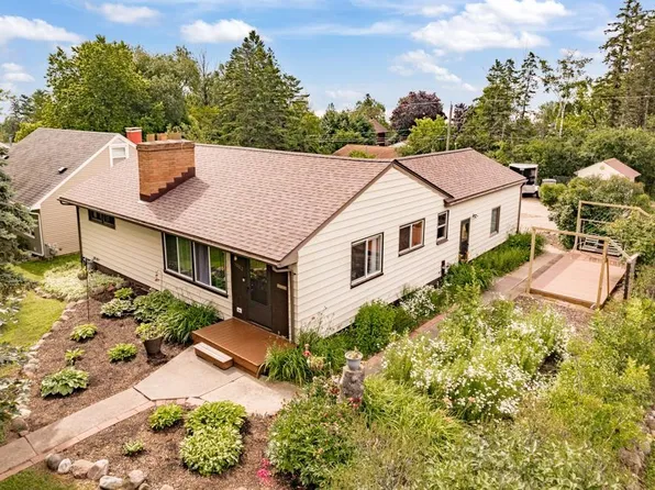 5002 Colorado St, Duluth, MN 55804