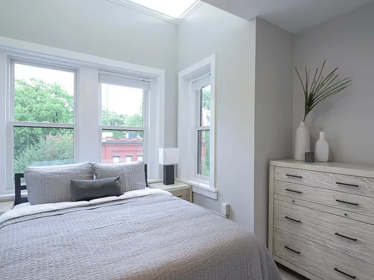 2110 R St NW #301 — Photo 9