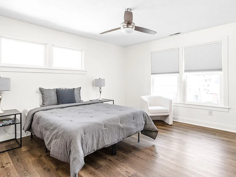 3110 Broadway St — Photo 17