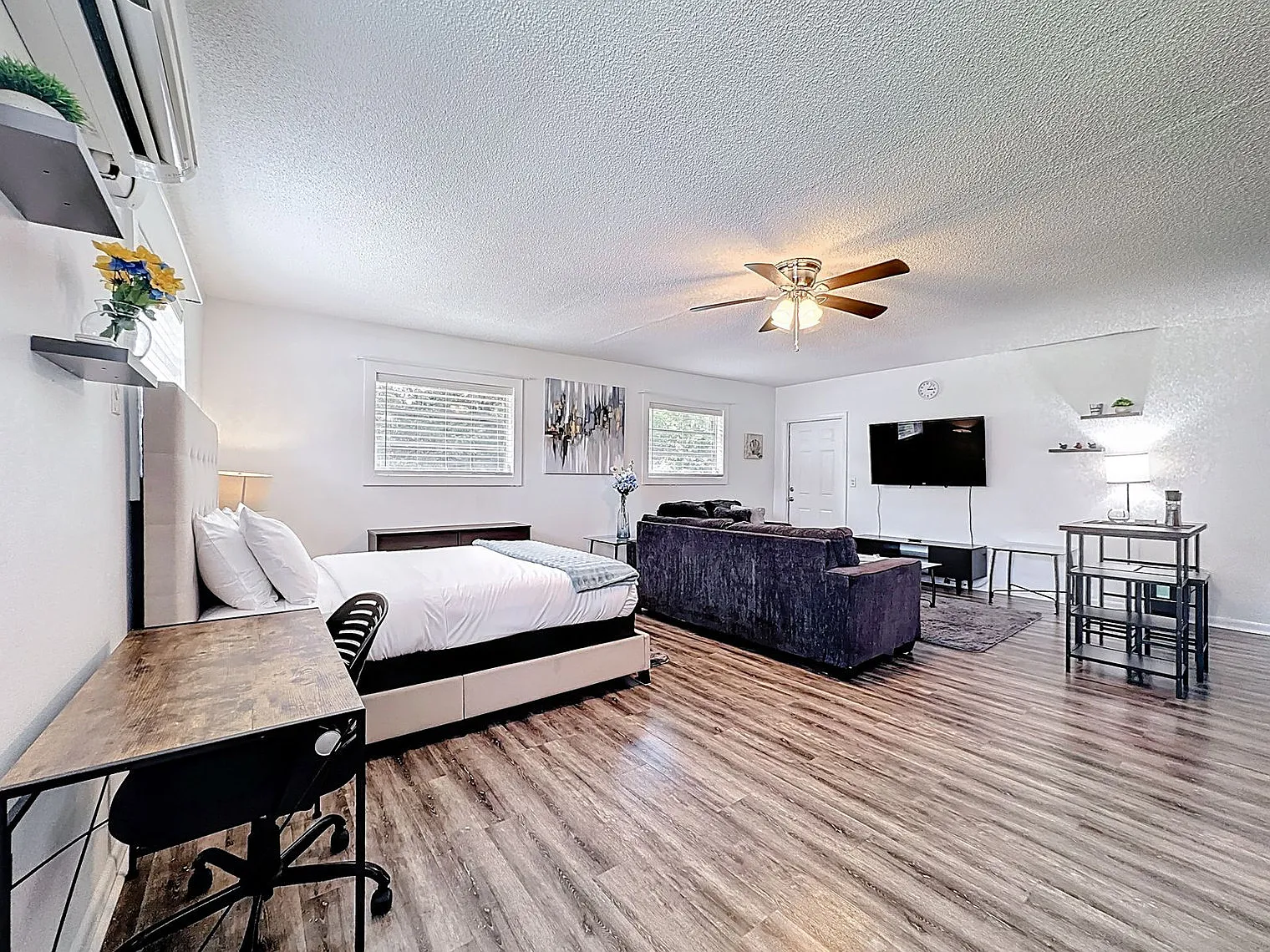 Studio, 1.0 bath, 473 sqft, $2,642 — Photo 3