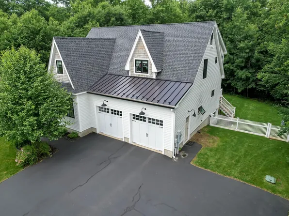 70 Cider Street, Epping, NH 03042
