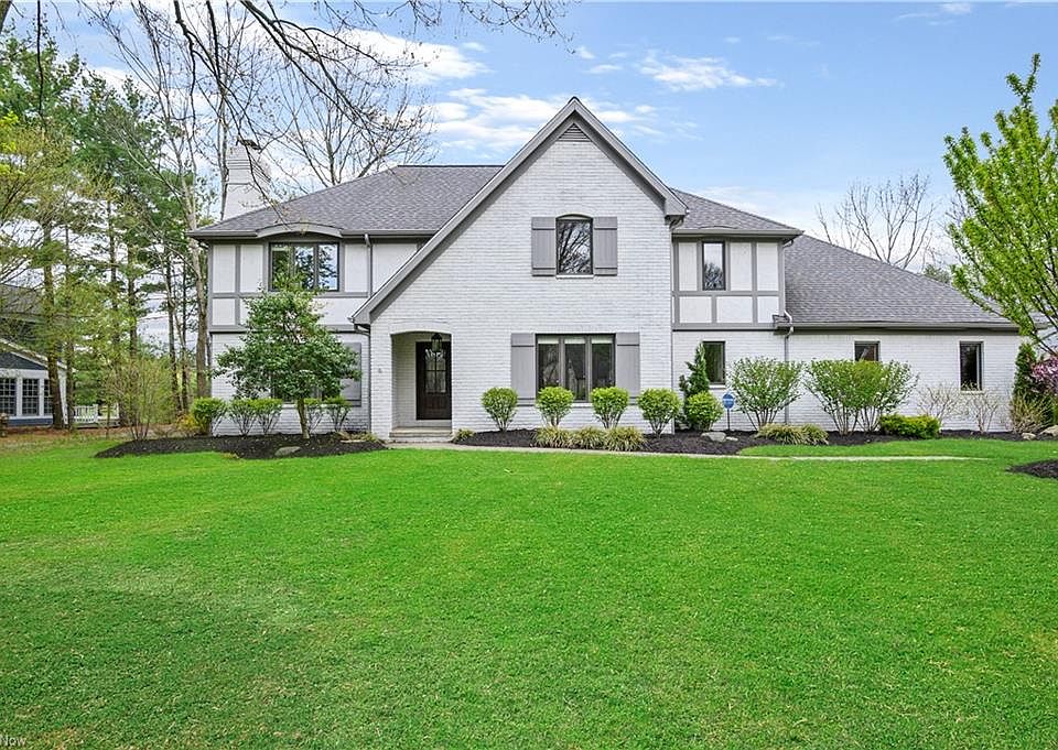 62 Fox Trace Ln Hudson Oh 44236 Mls 4271904 Zillow