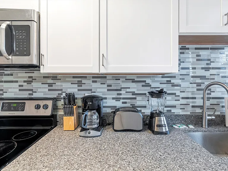 4135 Shaw Blvd #2E — Photo 3