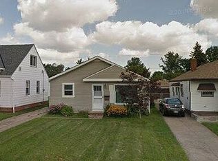 3102 Center Dr, Parma, OH